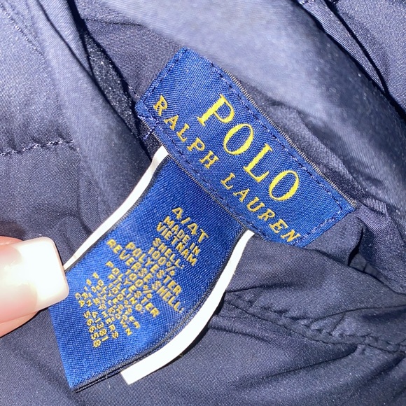 Vest - Picture 5 of 7